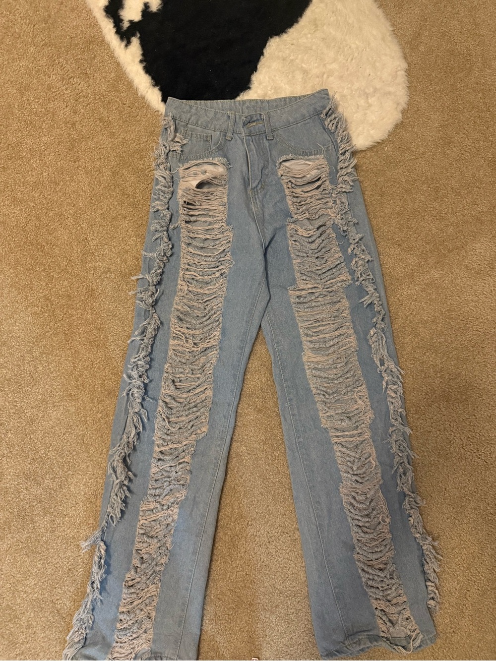 Y2K straight leg ripped jeans